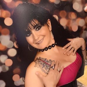 Meet your Posher, Gina